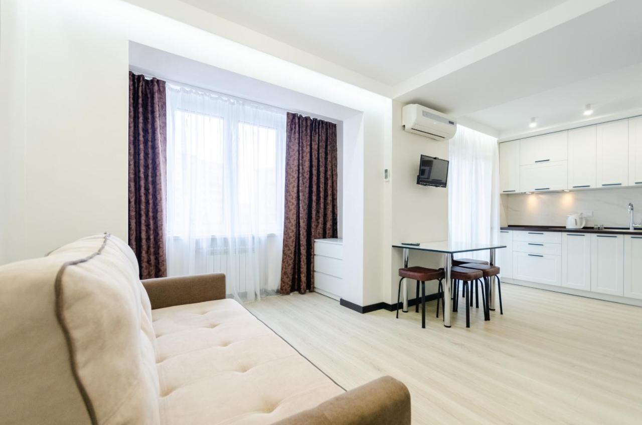 Artal Apartment On Obolonsky Avenue 31 Kijów Zewnętrze zdjęcie