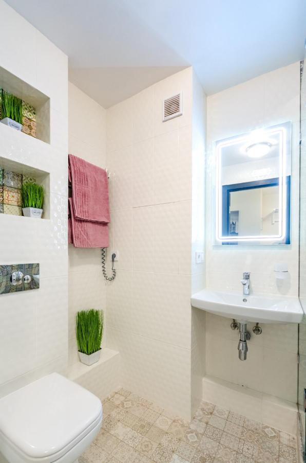 Artal Apartment On Obolonsky Avenue 31 Kijów Zewnętrze zdjęcie